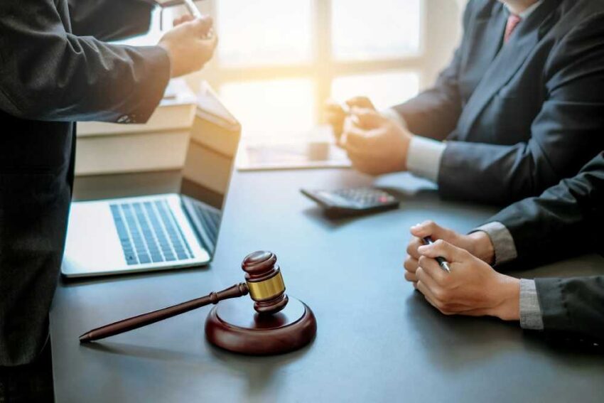 The Ultimate Guide to Choosing the Right Criminal Defense Law Firm for Your Case